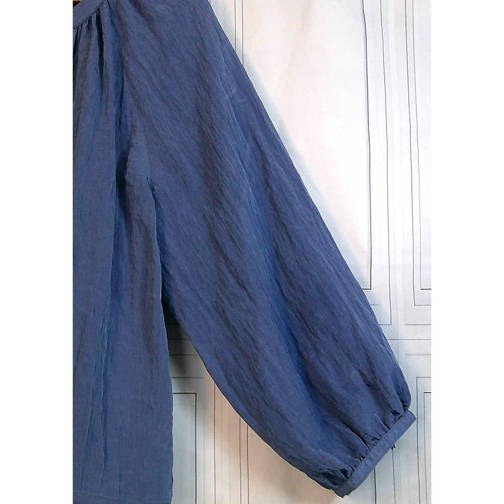 a.n.a. Blue Crinkled Polyester Long Sleeve Top Blouse-Large NWT/RTL $44 - Picture 4 of 11